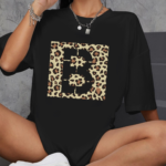 тениска Wild B, леопардова буква, тениска с DTF печат, тениска от 100% памук, персонализирана тениска